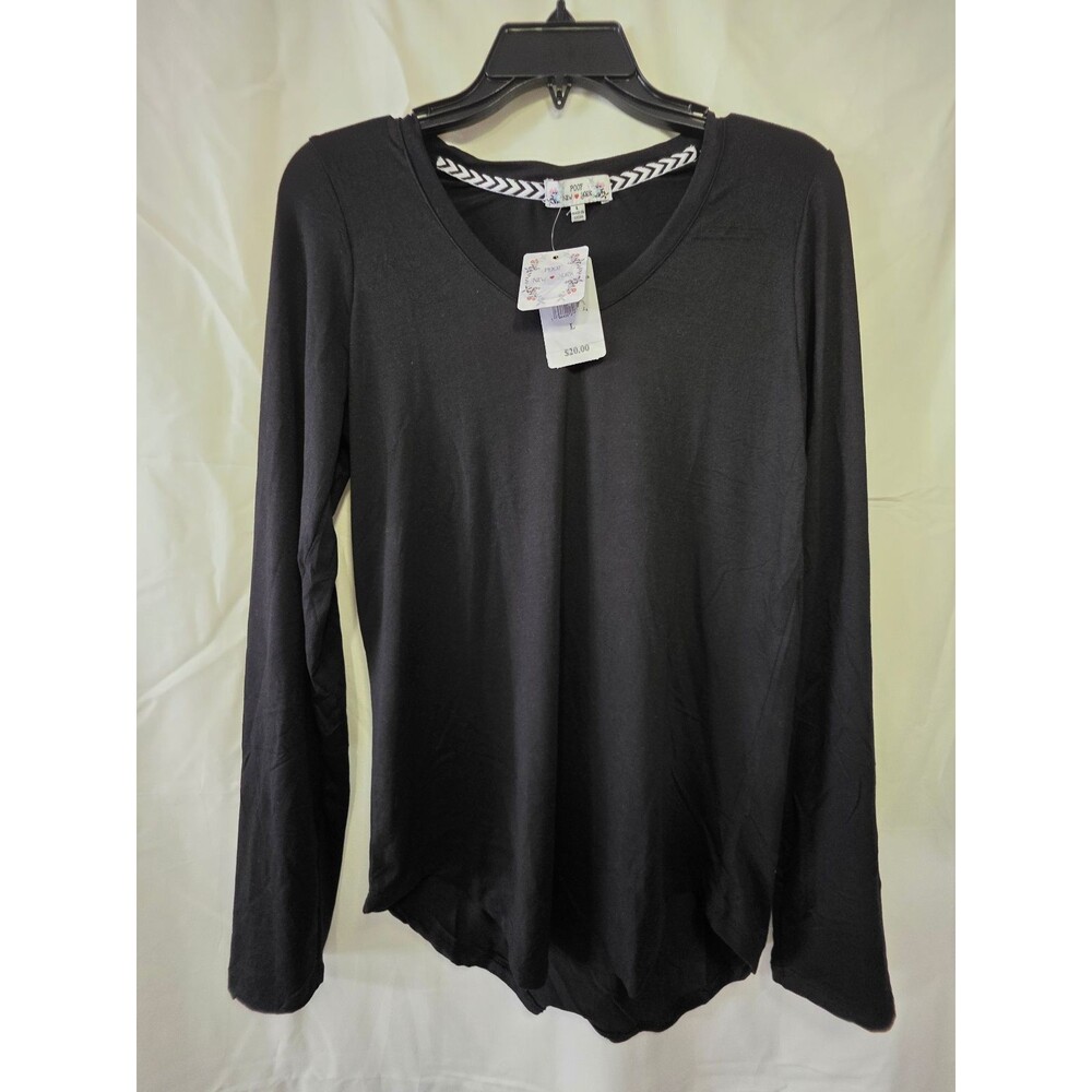 POOF New York Women's Large V Neck Long Sleeve Black Top Style# 226506-BCV